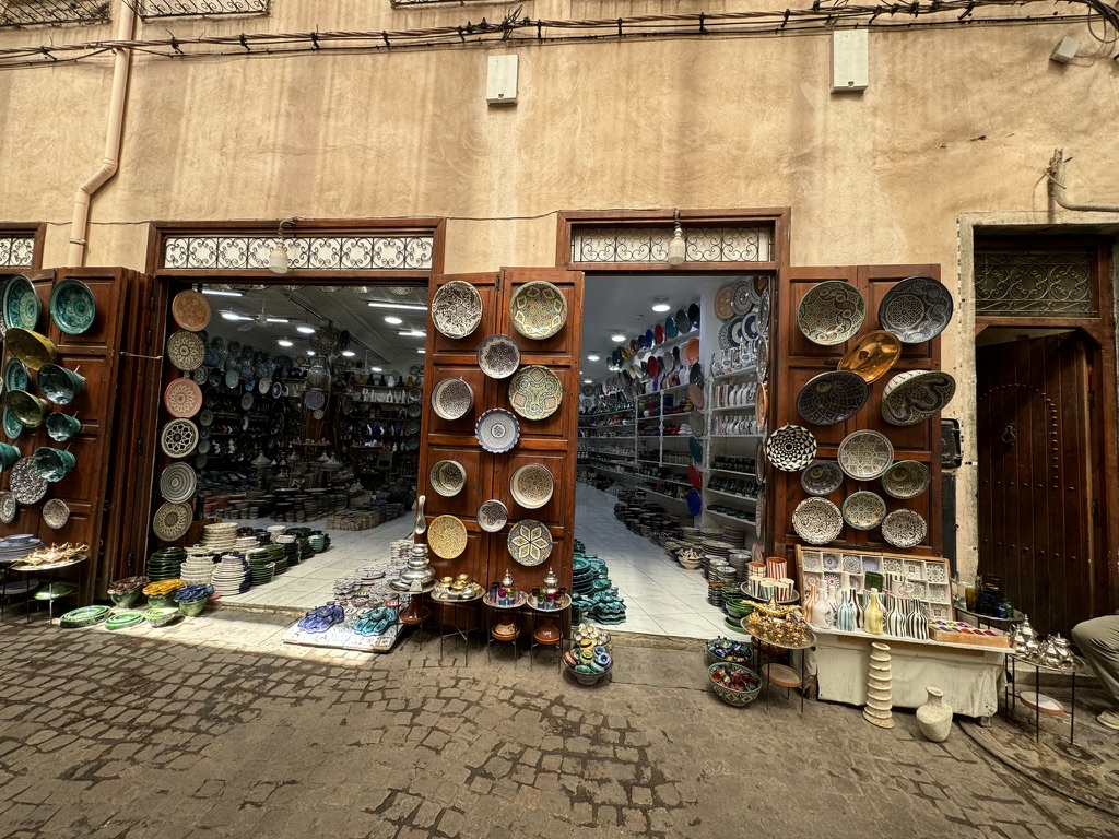 マラケシュ旧市街・職人街の陶器屋