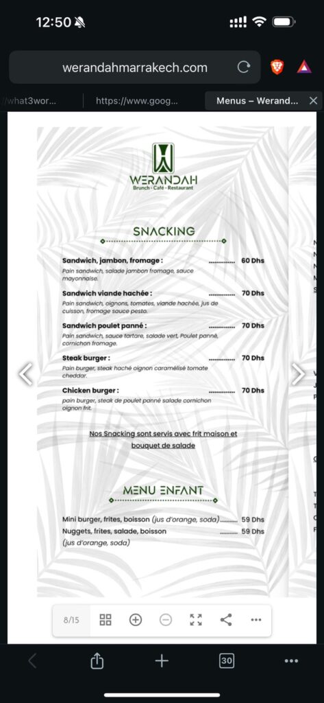 マラケシュ市内のフランス風カフェのメニュー