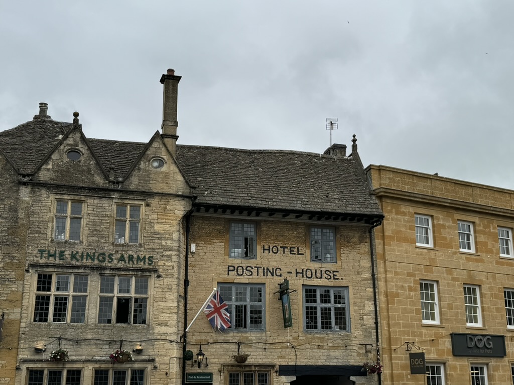 Stow-on-the-Woldの街中