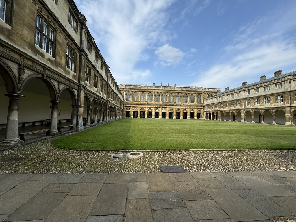 トリニティカレッジの中庭